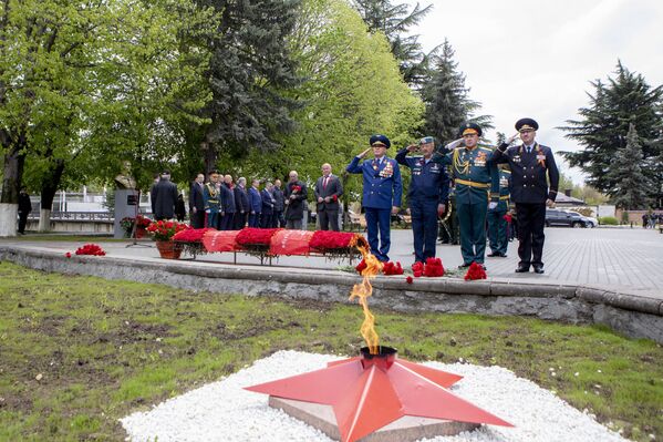 Празднование 75-летия Великой Победы в Цхинвале - Sputnik Кыргызстан