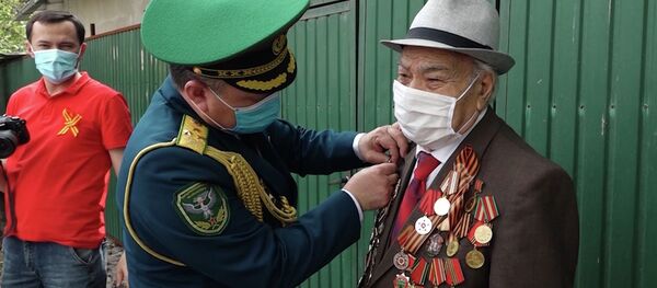 Жалпы жеңиш: жакынкы чет өлкөдөгүлөрдүн 9-Майды белгилеген видеосу - Sputnik Кыргызстан