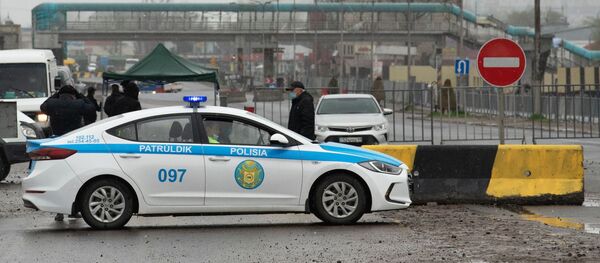 Блокпосты на въезде в Алма-Ату - Sputnik Кыргызстан
