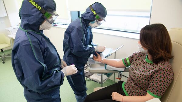 Экспресс-диагностика на антитела к коронавирусу в клинике Hadassah Medical Moscow в Сколково - Sputnik Кыргызстан