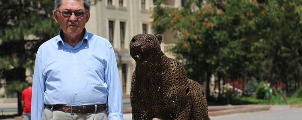 Акын, котормочу жана радиожурналист, КРдин маданиятына эмгек сиңирген ишмер Тенти Орокчиев - Sputnik Кыргызстан