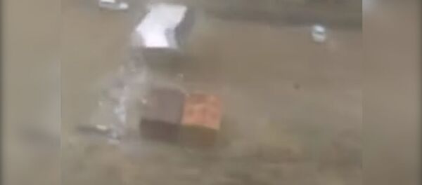 Мощный ураган поднял в воздух гараж — видео из России - Sputnik Кыргызстан