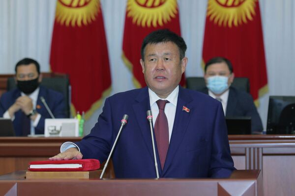 Абдыкеримов занимается бизнесом, является президентом Национального олимпийского комитета и возглавляет Федерацию борьбы КР - Sputnik Кыргызстан