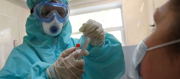 Тестирование россиян на наличие антител к COVID-19 в Москве - Sputnik Кыргызстан