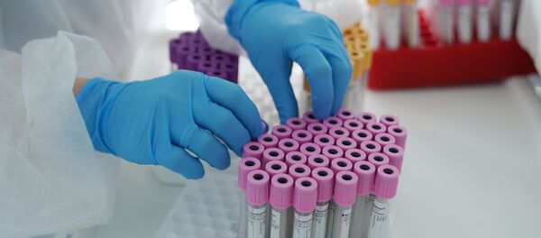 Пробирки для сбора биоматериала в центре крови. Архивное фото Пробирки для сбора биоматериала в центре крови. Архивное фото - Sputnik Кыргызстан