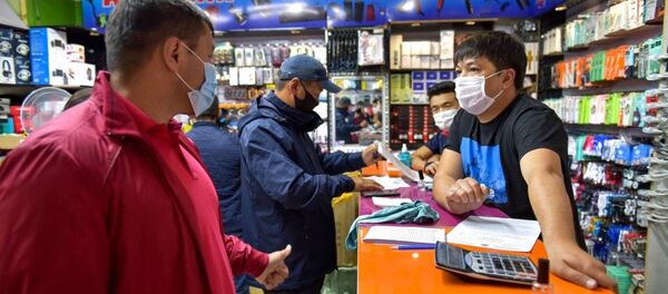 Обход открывающихся предприятий и проверка соблюдения санитарных требований - Sputnik Кыргызстан