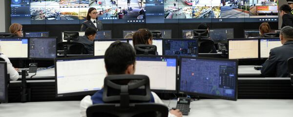 Командный центр Главного управления внутренних дел города Бишкек. Архивное фото Командный центр Главного управления внутренних дел города Бишкек. Архивное фото - Sputnik Кыргызстан