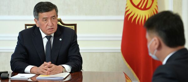 Встреча Президента Сооронбая Жээнбекова и секретаря Совета безопасности Дамира Сагынбаева Встреча Президента Сооронбая Жээнбекова и секретаря Совета безопасности Дамира Сагынбаева - Sputnik Кыргызстан