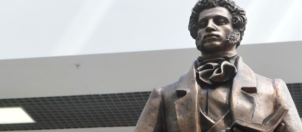 Памятник А. С. Пушкину. Архивное фото - Sputnik Кыргызстан