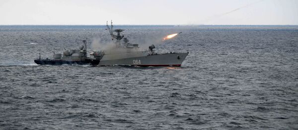 Рабочая поездка президента РФ В. Путина в Южный федеральный округ - Sputnik Кыргызстан