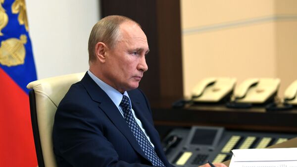 22 мая 2020. Президент РФ Владимир Путин проводит в режиме видеоконференции совещание  - Sputnik Кыргызстан