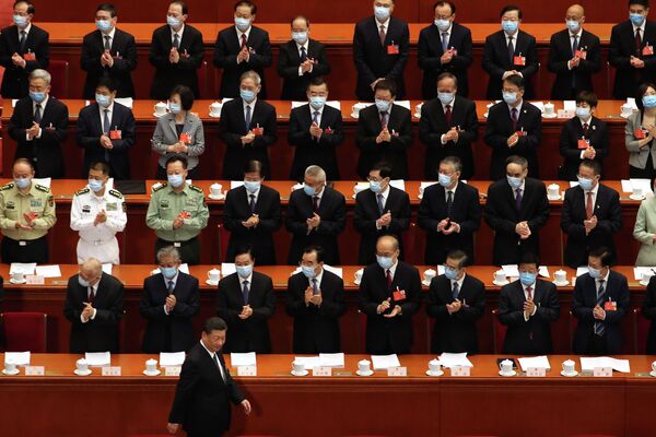Прибытие президента Китая Си Цзиньпина на заседание Национального народного конгресса Китая - Sputnik Кыргызстан