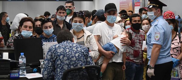 Вывозной рейс из Новосибирска в Ташкент  - Sputnik Кыргызстан