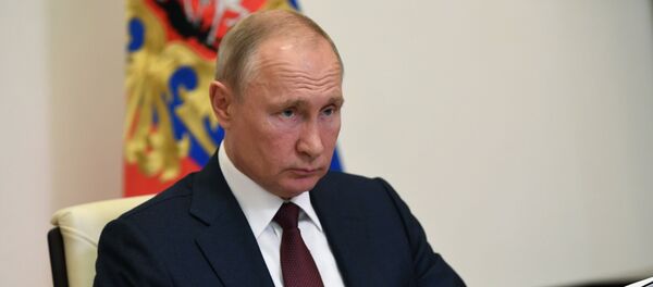 Президент РФ В. Путин провел встречу с губернатором Брянской области А. Богомазом - Sputnik Кыргызстан