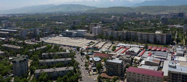 Ортосайский рыночный комплекс в Бишкеке Ортосайский рыночный комплекс в Бишкеке - Sputnik Кыргызстан