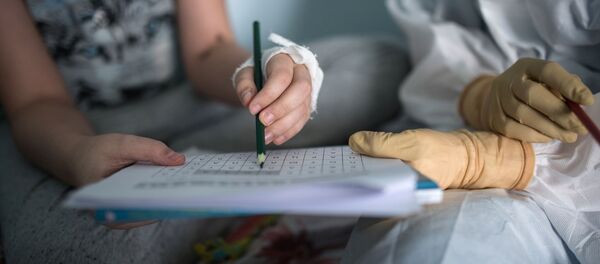 Работа психолога с детьми в ФГАУ НМИЦ здоровья детей Работа психолога с детьми в ФГАУ НМИЦ здоровья детей - Sputnik Кыргызстан