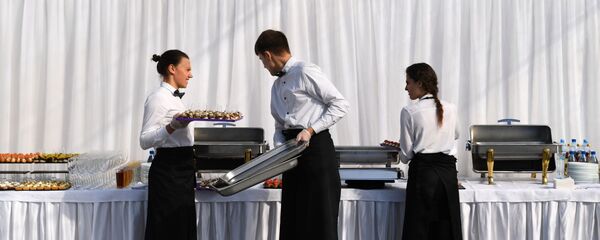 Открытие фабрики бортового питания в аэропорту Толмачёво - Sputnik Кыргызстан