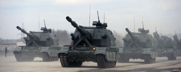 Совместная тренировка пеших парадных расчетов войск Московского гарнизона к военному параду - Sputnik Кыргызстан