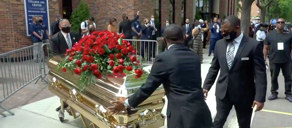 Акыйкаттык орнобосо, тынчтык болбойт! АКШда эл Флойд менен коштошкон видео - Sputnik Кыргызстан