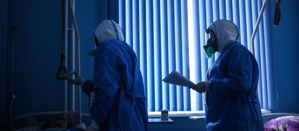 Ооруканадагы дарыгерлер. Архив - Sputnik Кыргызстан