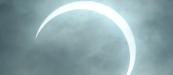 Частичное солнечное затмение. Архивное фото - Sputnik Кыргызстан
