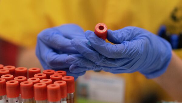 Тесты на коронавирус в лаборатории микробиологии - Sputnik Кыргызстан