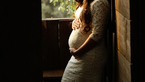 Беременная женщина. Иллюстративное фото - Sputnik Кыргызстан