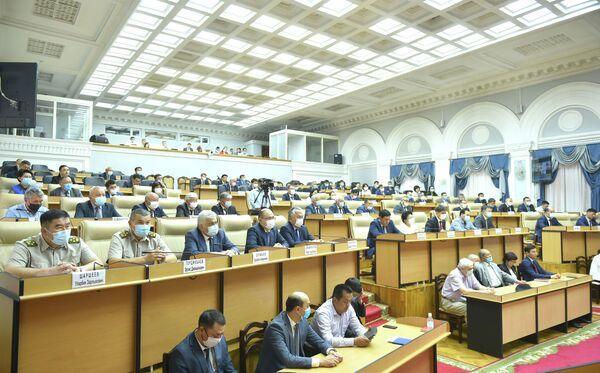 Абылгазиев собрал бывших подчиненных — что сказал им на прощание - Sputnik Кыргызстан