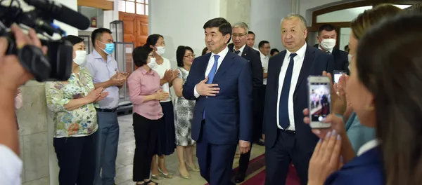 Церемония передачи полномочий Главы Правительства - Sputnik Кыргызстан