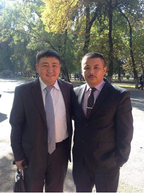  Элмирбек досунун артынан, 9 күндөн кийин күйүткө алдырган жан досу,  таланттуу акын Зайырбек Ажыматов да кете берди... - Sputnik Кыргызстан