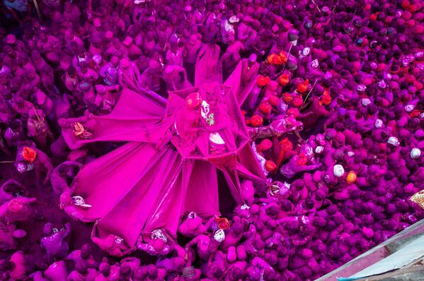В категории Моя планета. Одиночная фотография выбран снимок Шубхана Котовале из Индии Розовый фестиваль - Sputnik Кыргызстан