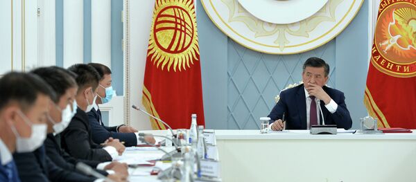 Президент Сооронбай Жээнбеков Коопсуздук кеңешинин жыйыны учурунда Президент Сооронбай Жээнбеков Коопсуздук кеңешинин жыйыны учурунда - Sputnik Кыргызстан