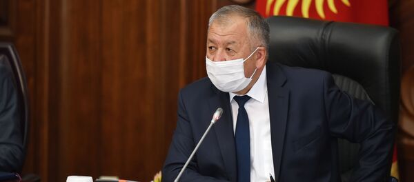 Өкмөт башчы Кубатбек Боронов Бишкек шаары менен Чүй облусундагы эпидемиологиялык абал боюнча жыйын учурунда - Sputnik Кыргызстан