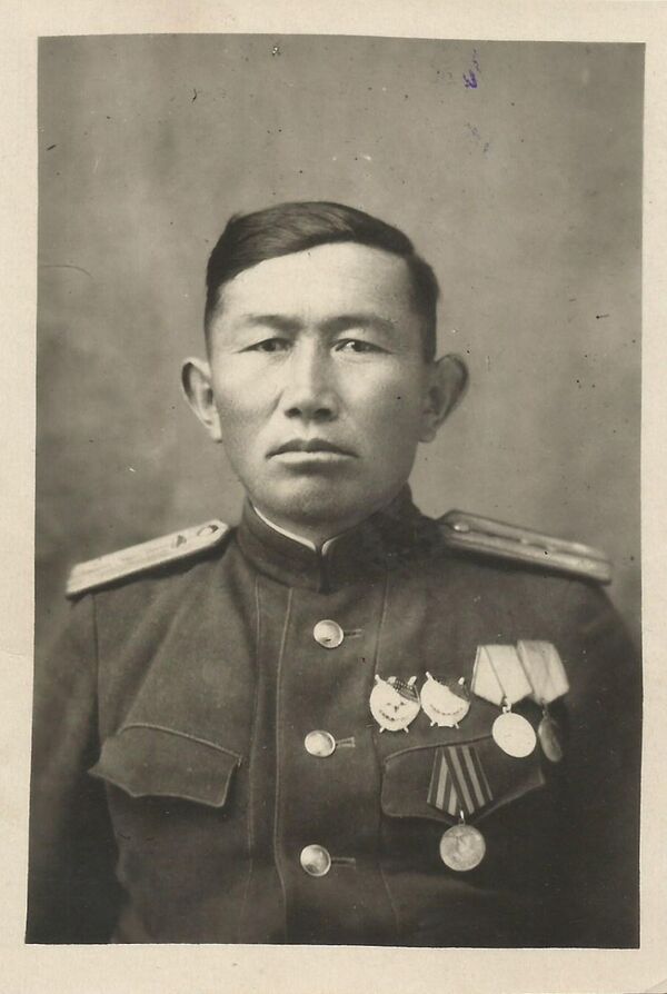 1418 күнгө созулган Улуу Ата Мекендик согуш. Майданда кан төккөн кыргызстандыктар - Sputnik Кыргызстан