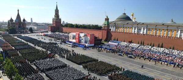 Военный парад в ознаменование 75-летия Победы на Красной площади в Москве - Sputnik Кыргызстан