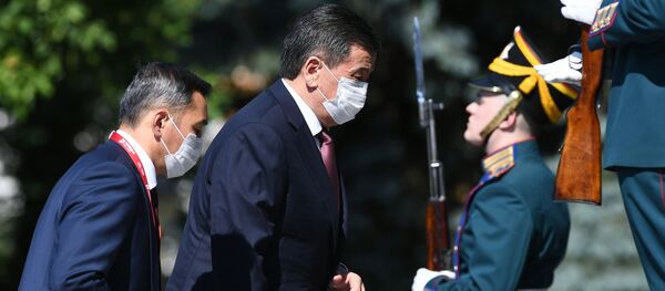 Москва шаарындагы Жеңиш парадына келген Кыргызстандын президенти Сооронбай Жээнбеков - Sputnik Кыргызстан