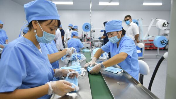 Открытие цеха по производству одноразовых медицинских масок в Бишкеке - Sputnik Кыргызстан