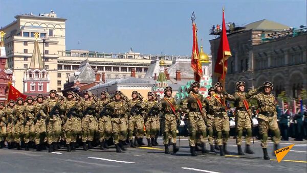 Военные из Кыргызстана на параде Победы в Москве — как это было. Видео - Sputnik Кыргызстан
