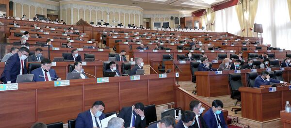 Отчет Правительства КР на заседании Жогорку Кенеша - Sputnik Кыргызстан