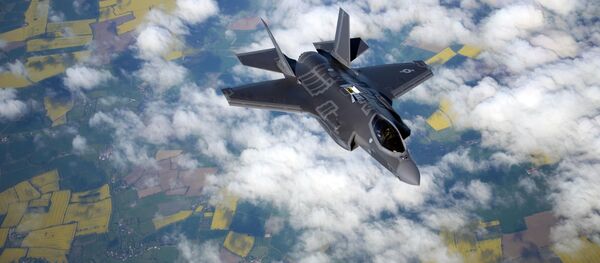Америкалык көп багыттуу F-35 бомбалоочу истребители. Архив Америкалык көп багыттуу F-35 бомбалоочу истребители. Архив - Sputnik Кыргызстан