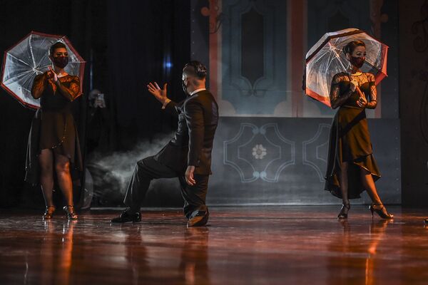 Танцоры танго на фестивале в музее Metropolitan, Колумбия - Sputnik Кыргызстан