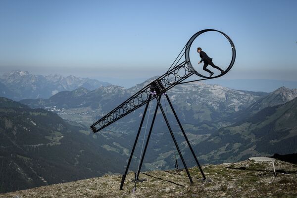 Открытие альпийских объектов в Швейцарии - Sputnik Кыргызстан
