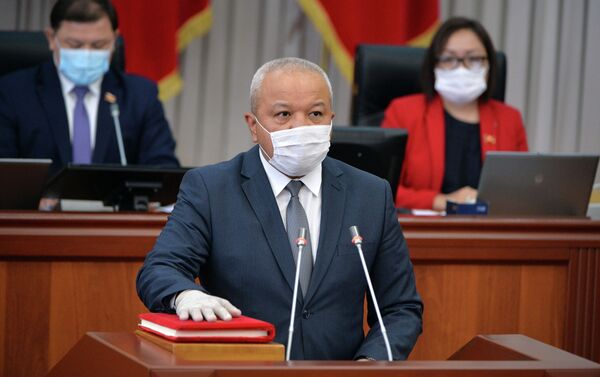 Председатель Государственного комитета промышленности, энергетики и недропользования Осмонбетов Эмиль  - Sputnik Кыргызстан