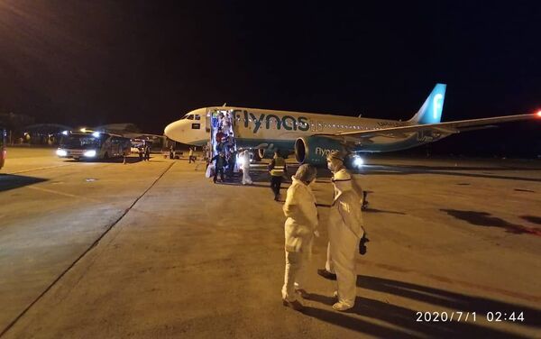 Чартерный рейс по маршруту Даммам — Бишкек был проработан МИД и выполнен авиакомпанией Flynas - Sputnik Кыргызстан