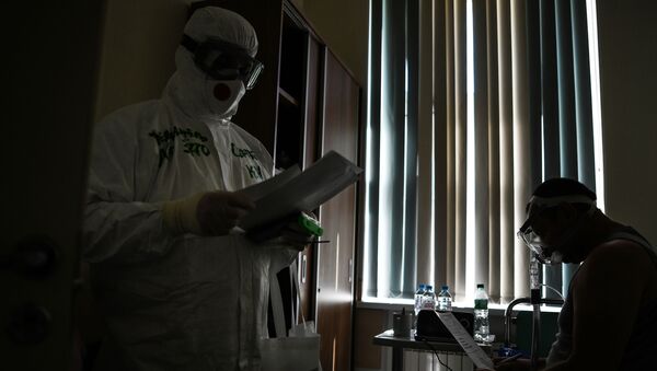 Медицинские сотрудники во время работы - Sputnik Кыргызстан