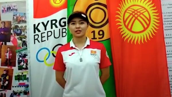 Өлкөнүн алдыңкы атлеттери спорт журналисттерин куттуктап, ыраазычылык айтты. Видео - Sputnik Кыргызстан
