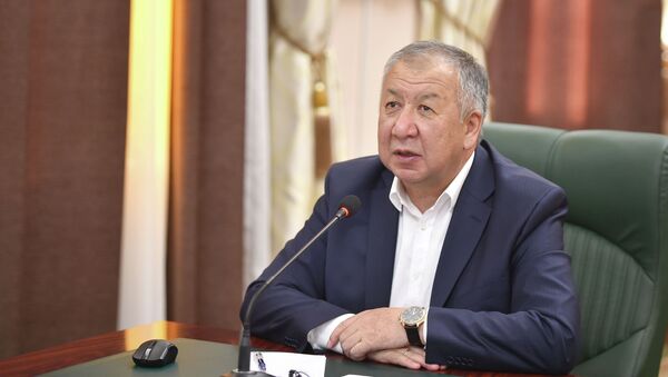 Премьер-министр Кубатбек Боронов на заседании Республиканского штаба по борьбе с коронавирусом - Sputnik Кыргызстан