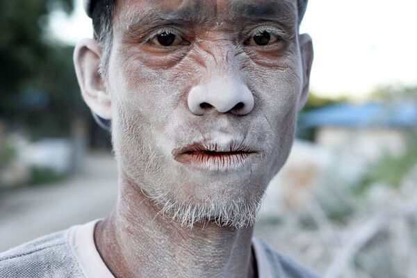 Рабочие будни резчика по мрамору в Мьянме - Sputnik Кыргызстан