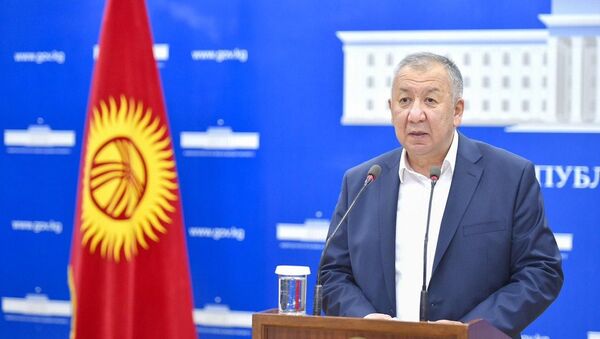 Премьер-министр КР Кубатбек Боронов брифинг учурунда - Sputnik Кыргызстан