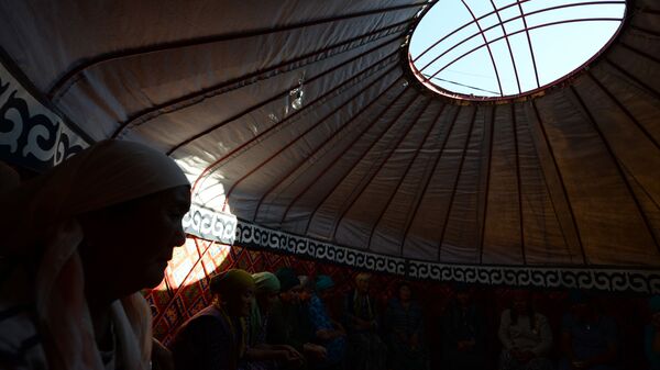 Куран окуу. Архивдик сүрөт - Sputnik Кыргызстан